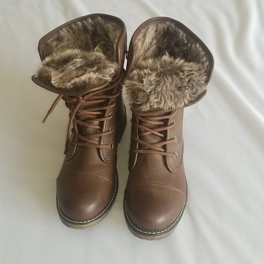 Dirty Laundry combat fur boots NEW